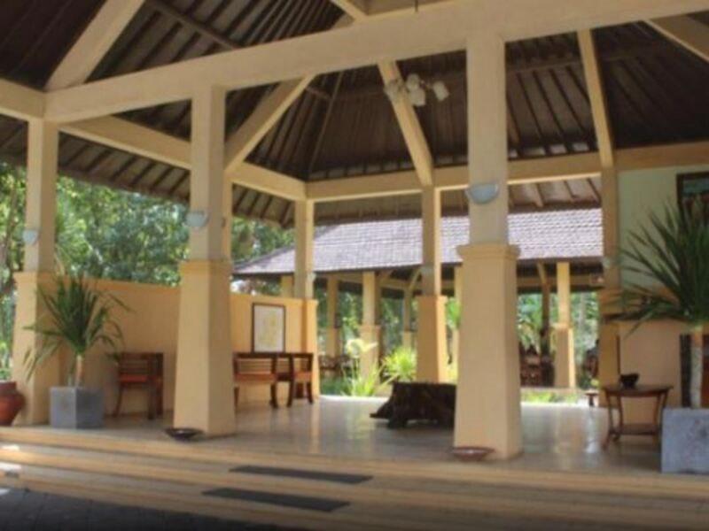 Tastura Beach Hotel Kuta  外观 照片